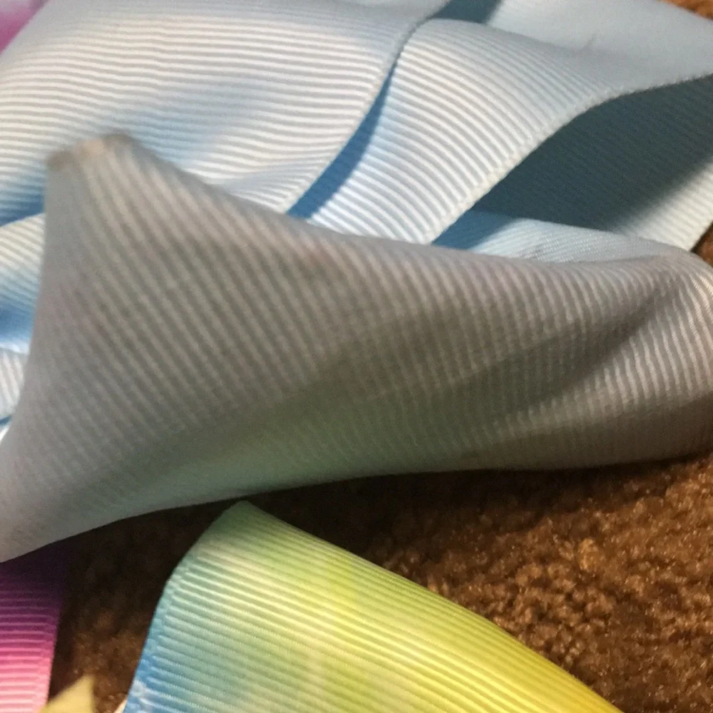Jojo Siwa bows-one lot,but willing to..